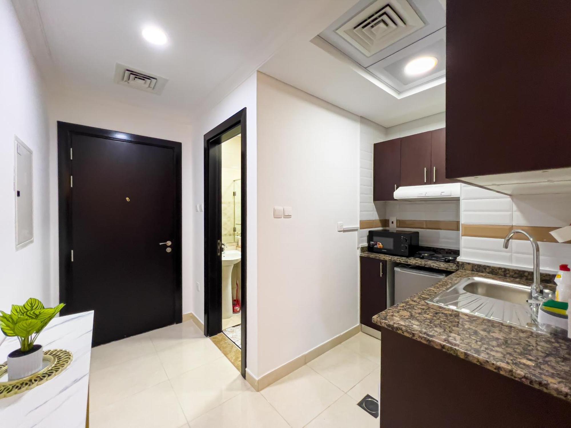 Cloud 9 - Cozy Canal View Studio In The Heart Of Business Bay Apartment Dubai Exterior photo